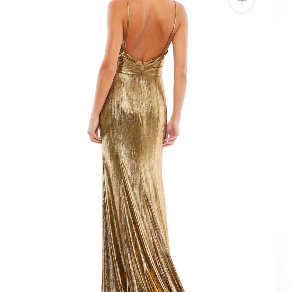 IEENA Mac Duggal Metallic V Neck Sleeveless Gown; Size 8 - Picture 3 of 12